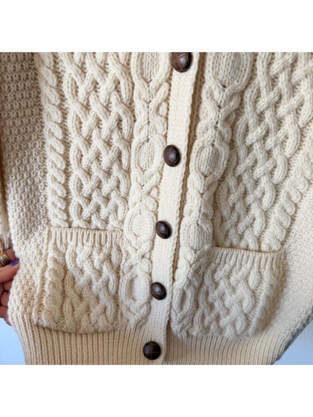 Vintage Arancrafts Ireland 100% Merino Wool Cable Knit Cardigan Sweater Size M - Picture 6 of 6